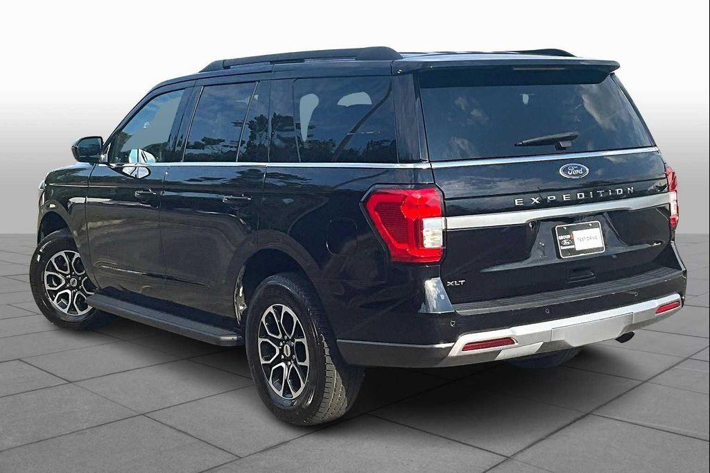 used 2024 Ford Expedition car, priced at $41,495