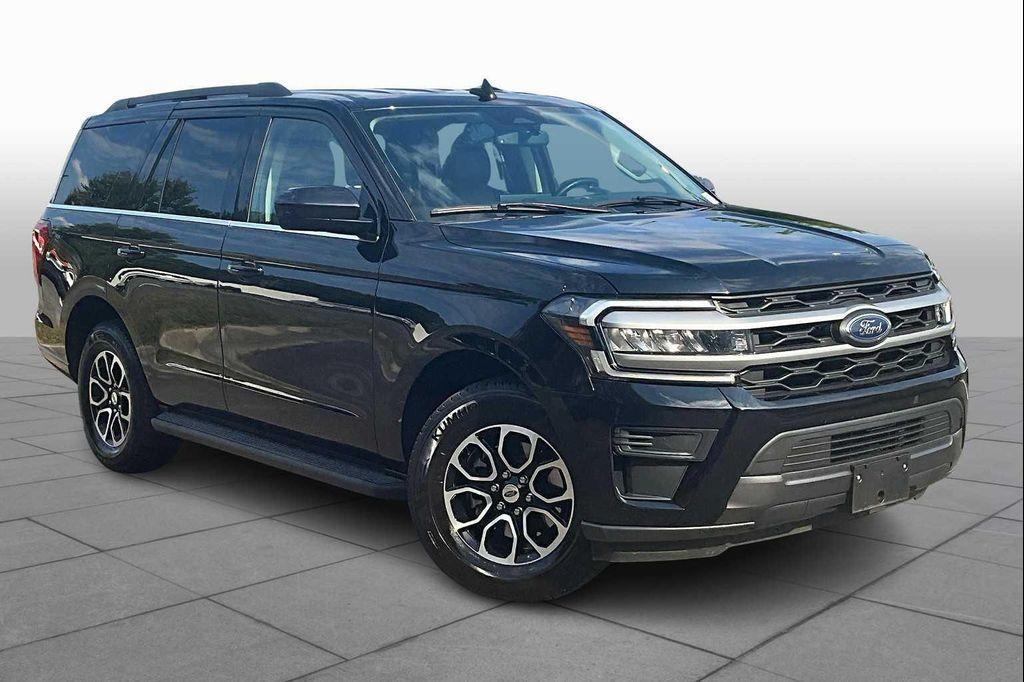 used 2024 Ford Expedition car, priced at $41,495