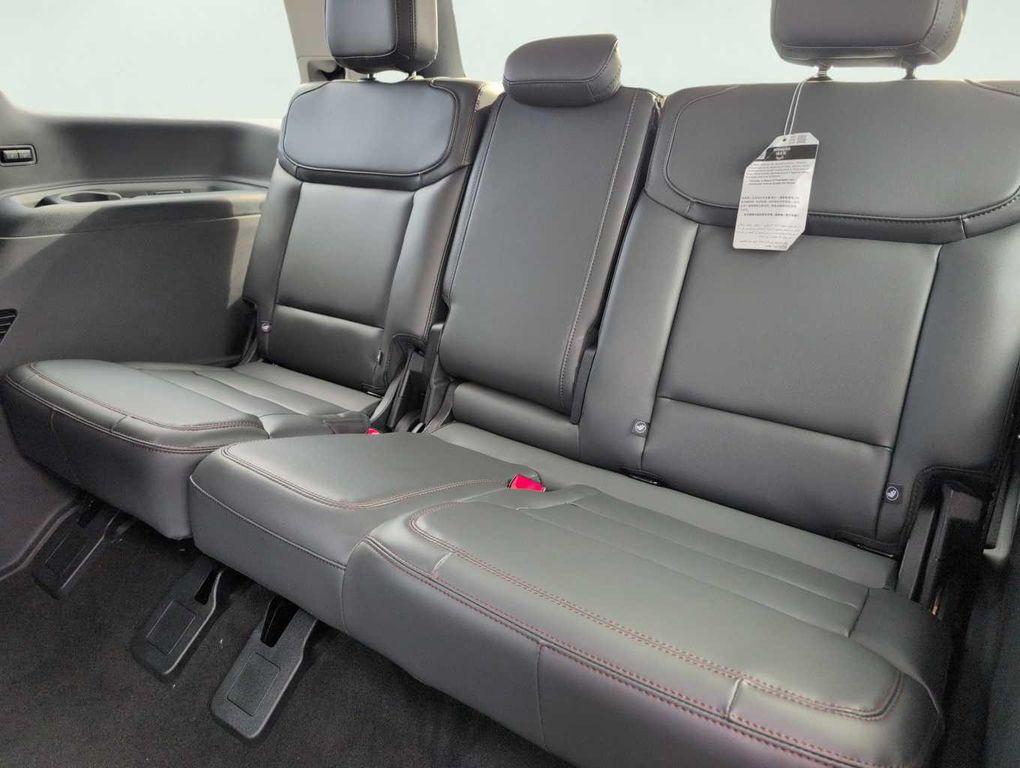 new 2025 Ford Expedition car, priced at $67,110