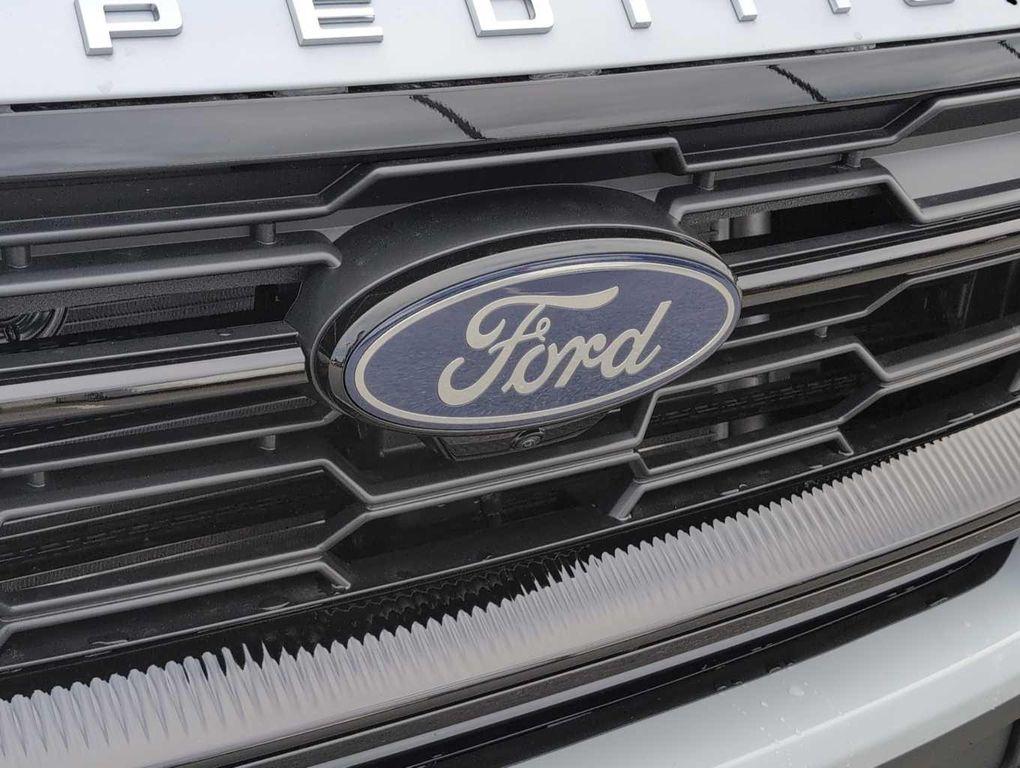 new 2025 Ford Expedition car, priced at $67,110