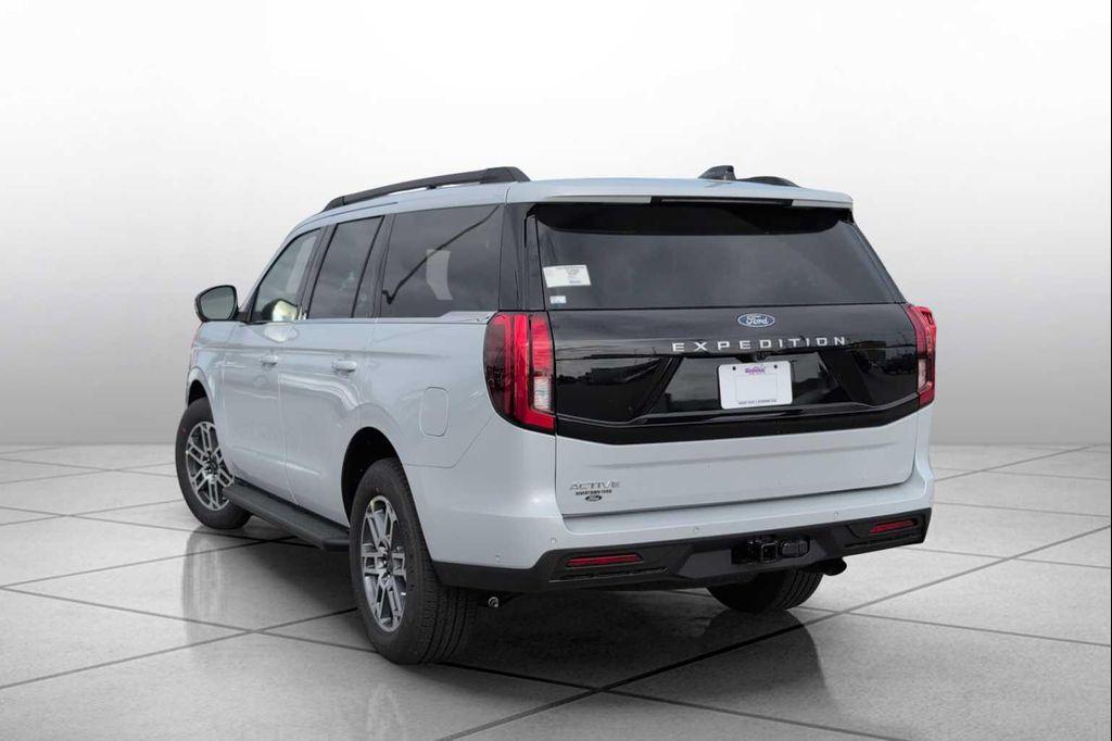 new 2025 Ford Expedition car, priced at $67,110