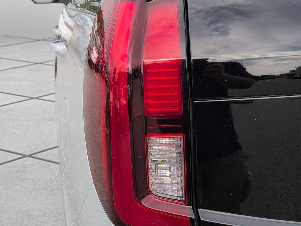 new 2025 Ford Expedition car, priced at $67,110