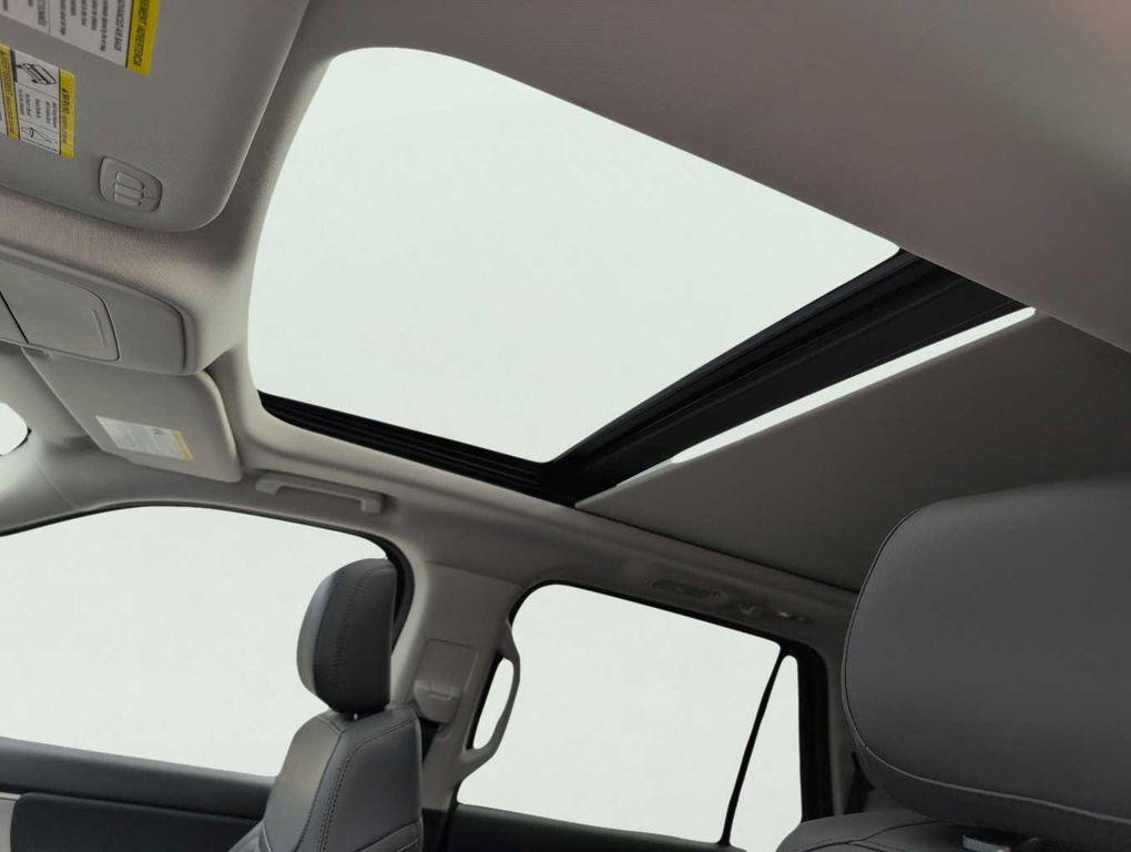 new 2025 Ford Expedition car, priced at $67,110