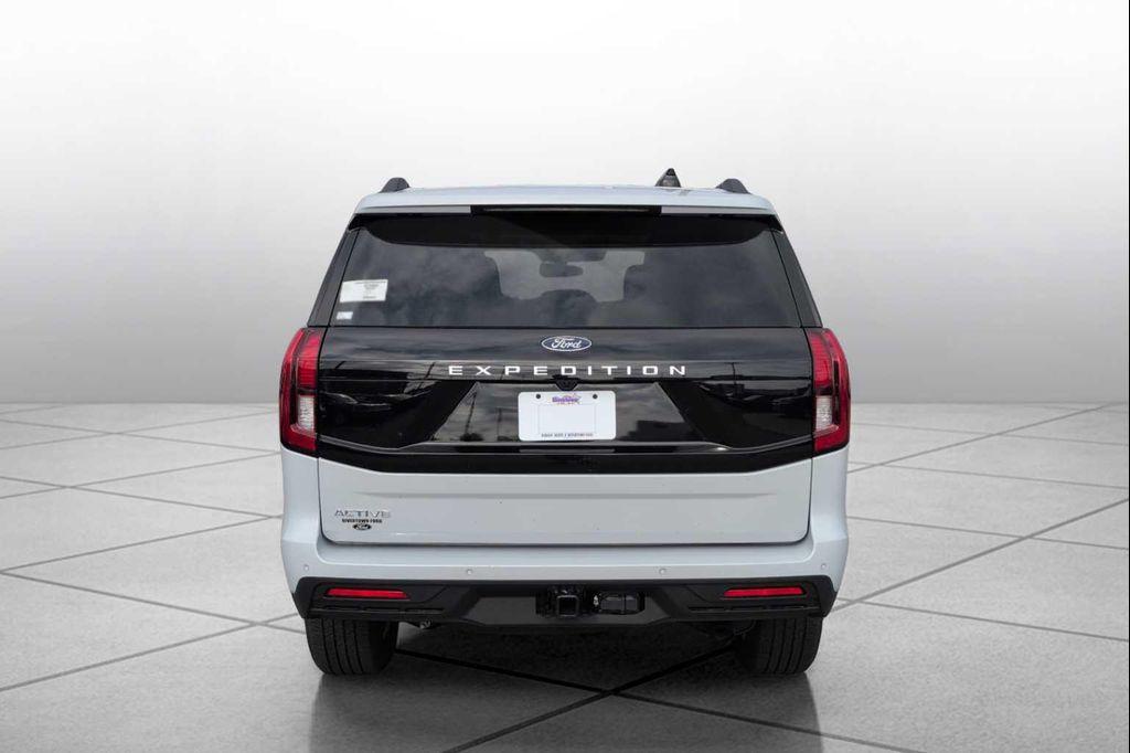 new 2025 Ford Expedition car, priced at $67,110