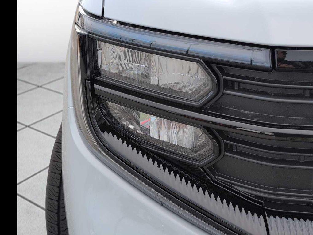 new 2025 Ford Expedition car, priced at $67,110