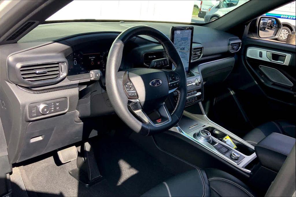 used 2020 Ford Explorer car, priced at $33,336