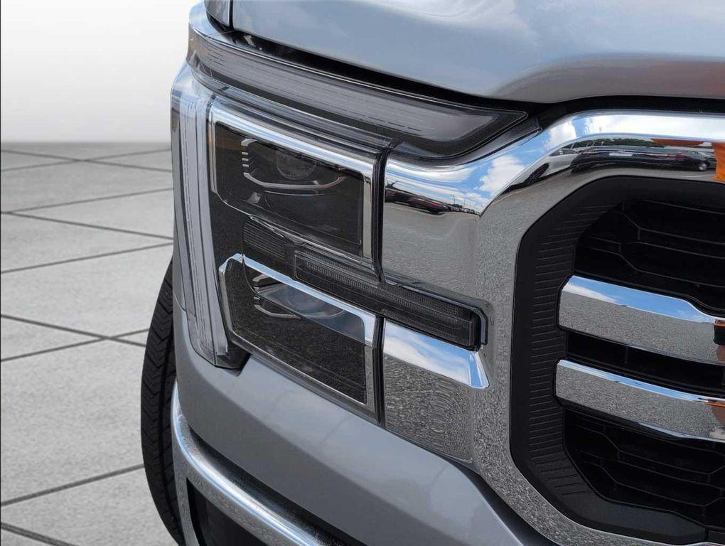 new 2025 Ford F-150 car, priced at $70,826