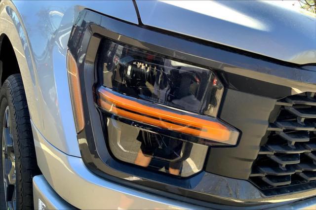 new 2025 Ford F-150 car, priced at $52,199