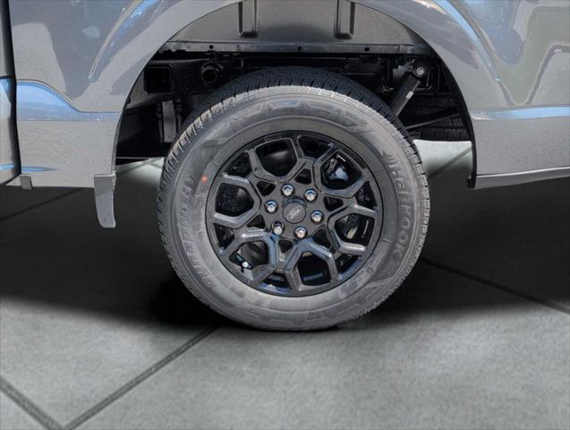new 2025 Ford F-150 car, priced at $43,100