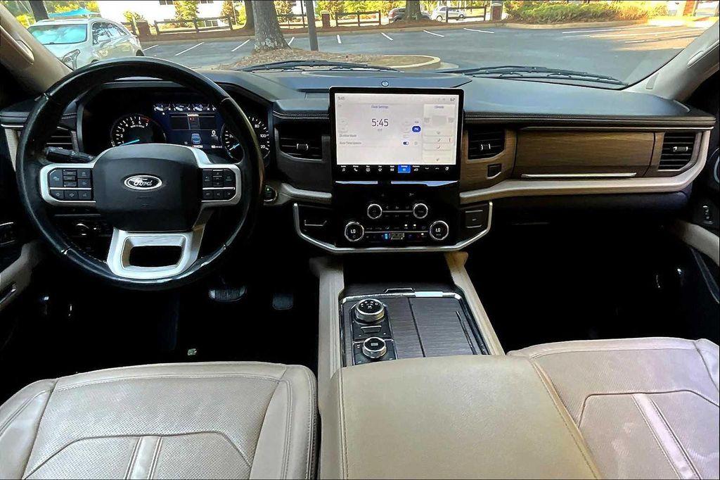 used 2023 Ford Expedition car, priced at $37,960