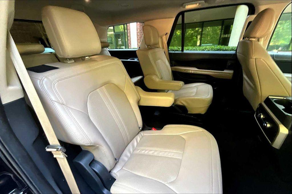 used 2023 Ford Expedition car, priced at $37,960