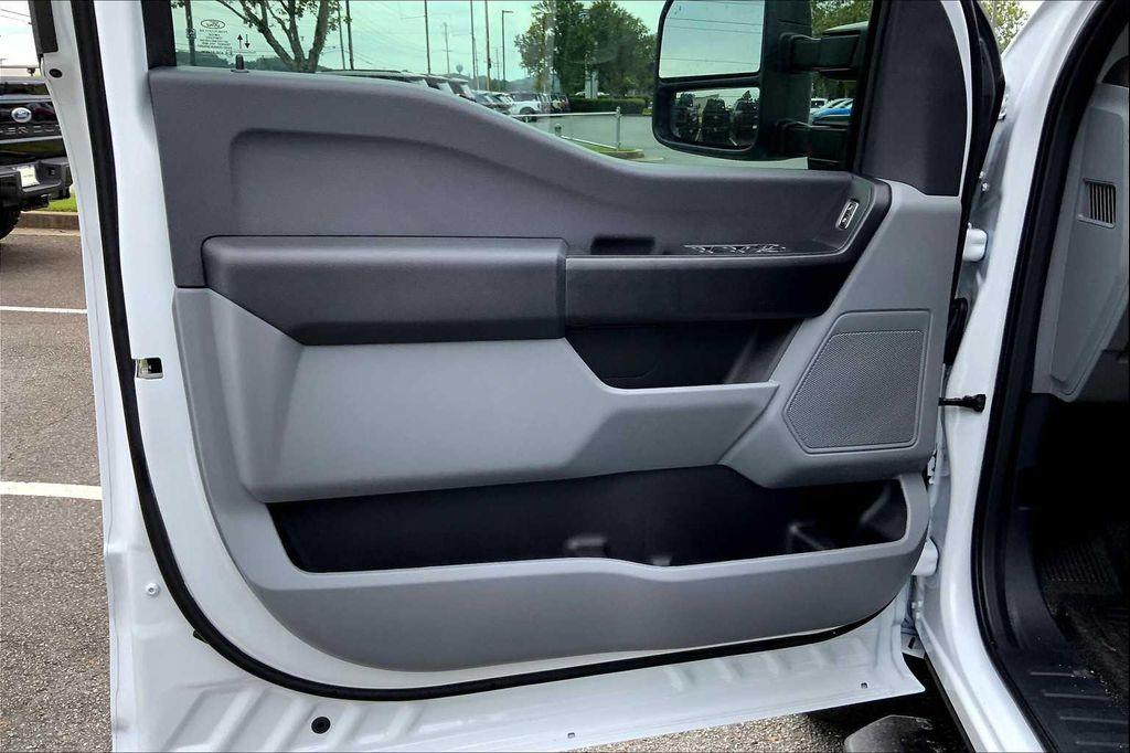 new 2026 Ford F-250 car, priced at $65,695