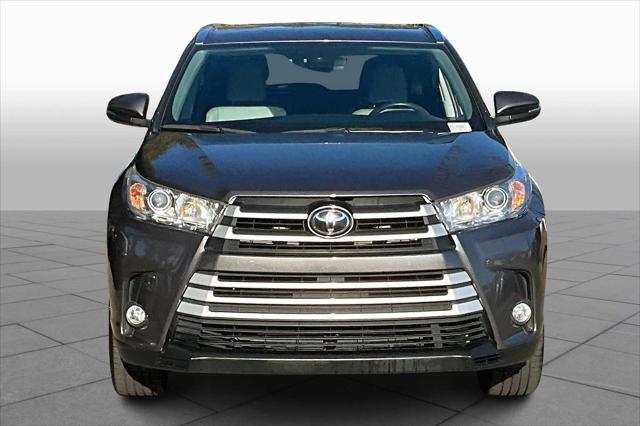 used 2019 Toyota Highlander car, priced at $28,999