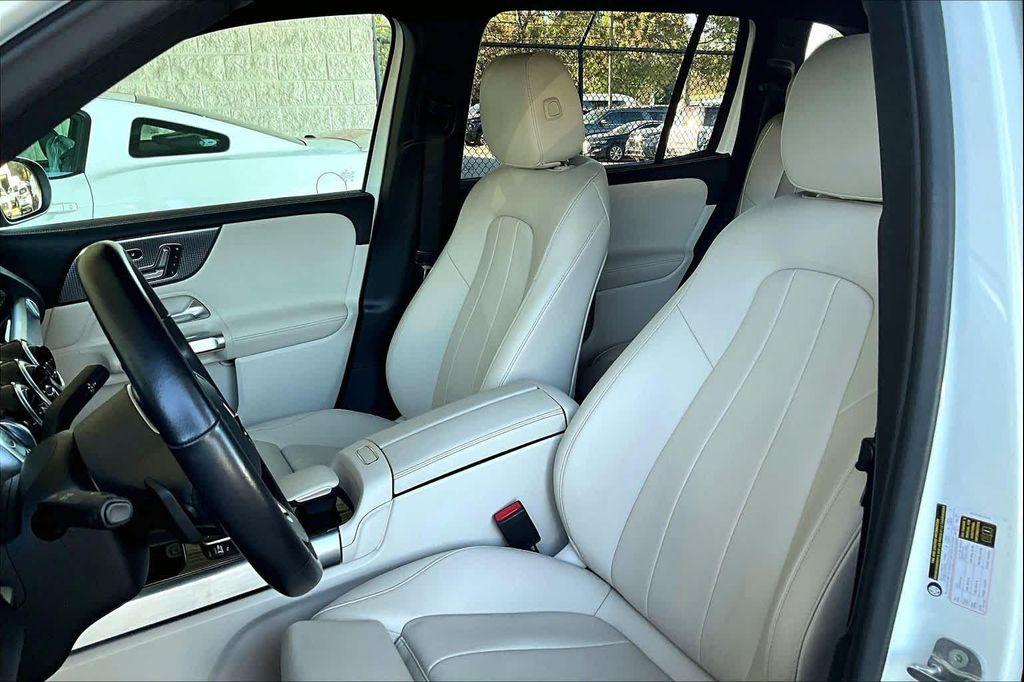 used 2023 Mercedes-Benz GLB 250 car, priced at $32,035