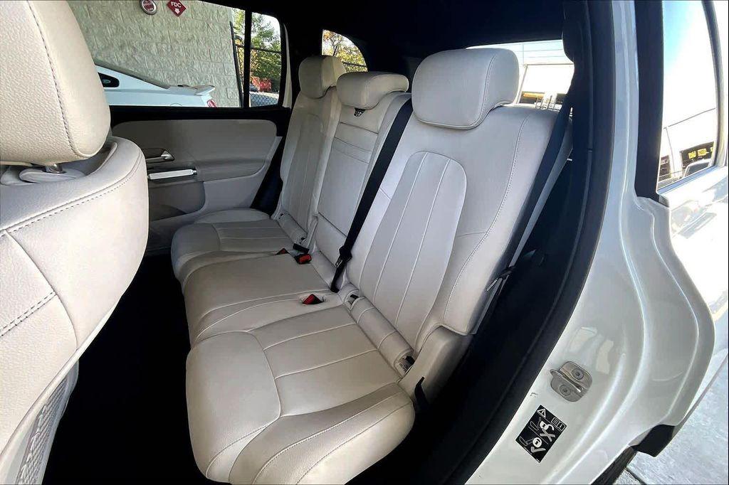 used 2023 Mercedes-Benz GLB 250 car, priced at $32,035