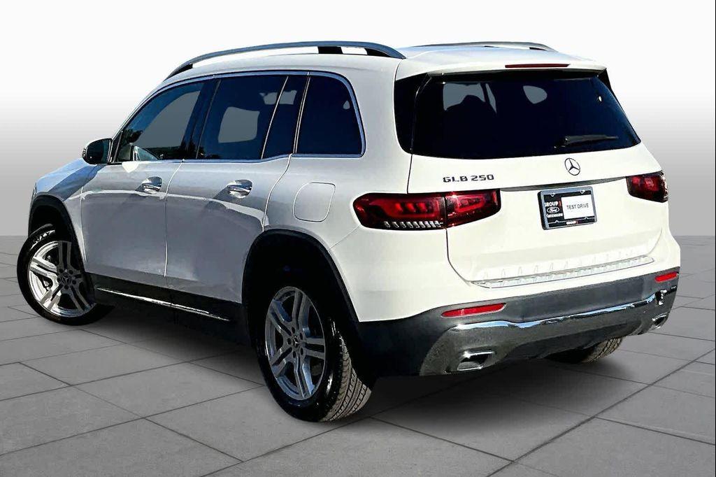 used 2023 Mercedes-Benz GLB 250 car, priced at $32,035