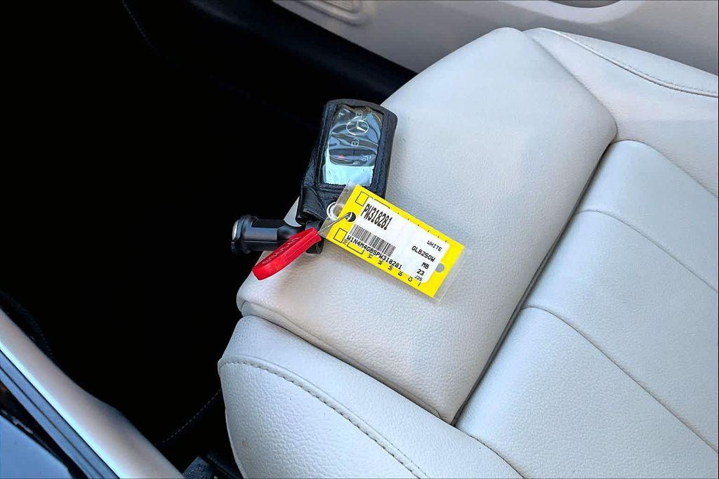 used 2023 Mercedes-Benz GLB 250 car, priced at $32,035