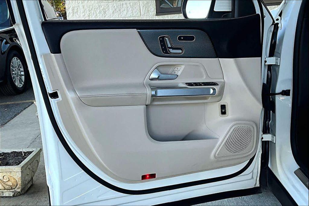 used 2023 Mercedes-Benz GLB 250 car, priced at $32,035