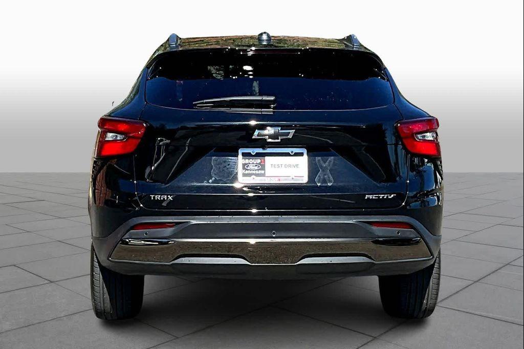 used 2024 Chevrolet Trax car, priced at $22,053