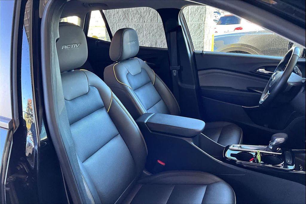 used 2024 Chevrolet Trax car, priced at $22,053