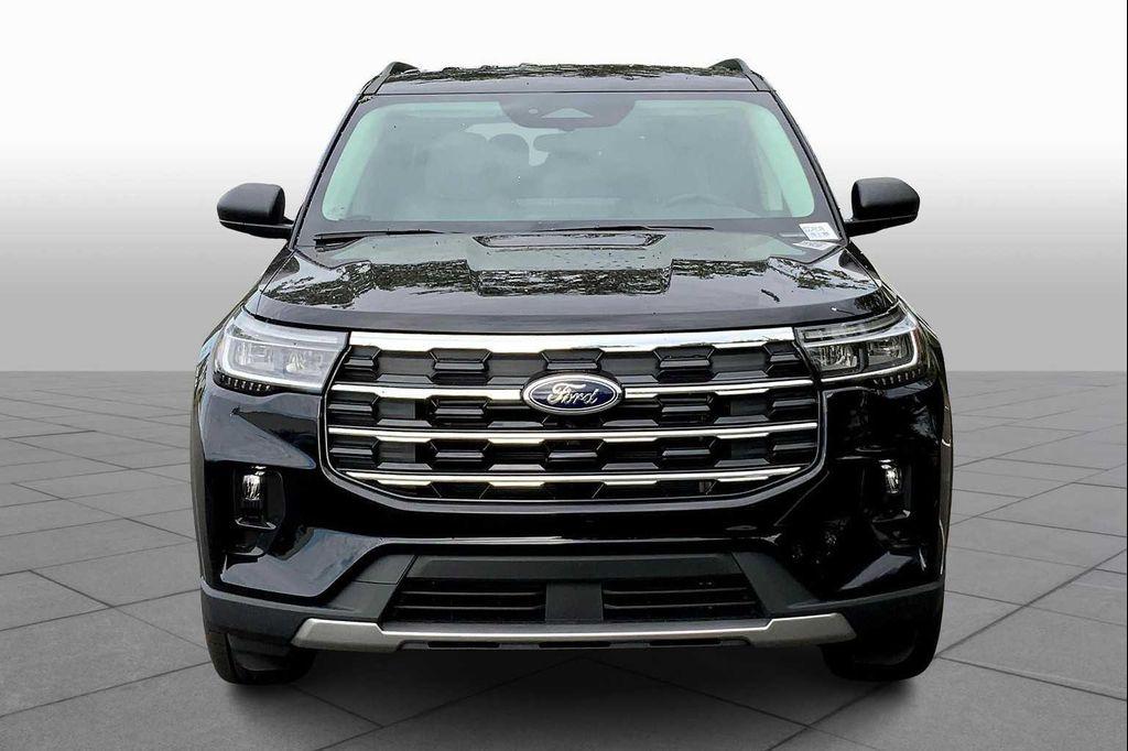 new 2025 Ford Explorer car, priced at $45,665