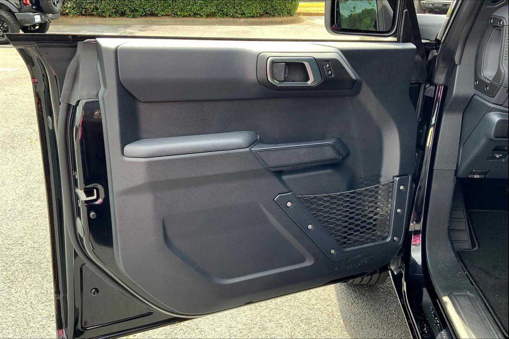 new 2025 Ford Bronco car, priced at $39,785