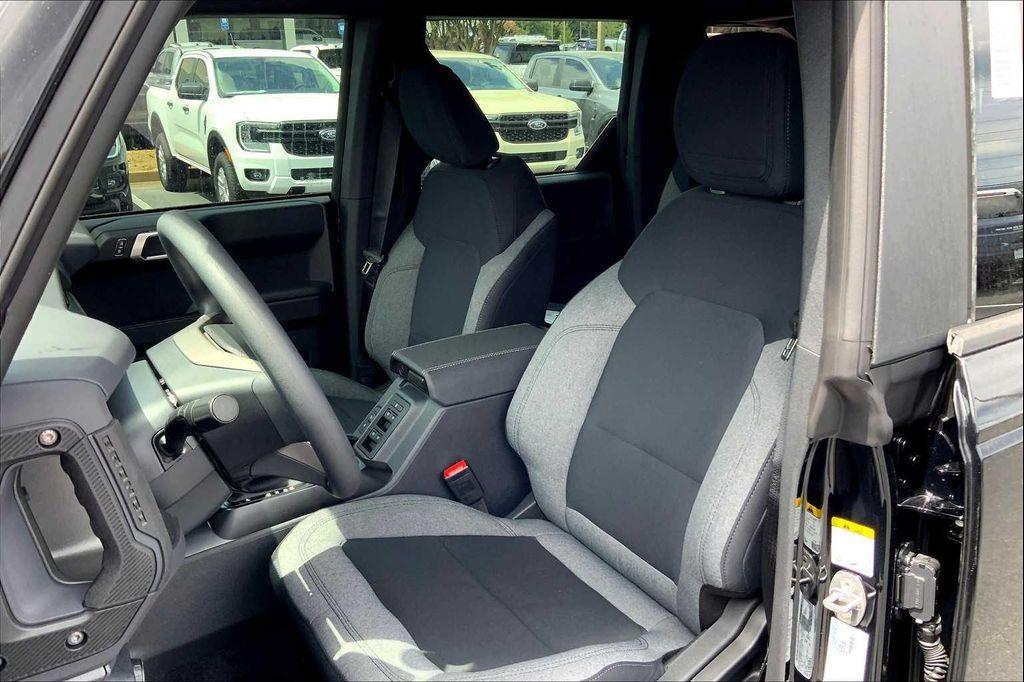 new 2025 Ford Bronco car, priced at $39,785
