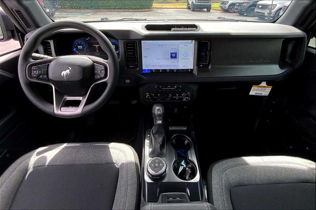 new 2025 Ford Bronco car, priced at $39,785