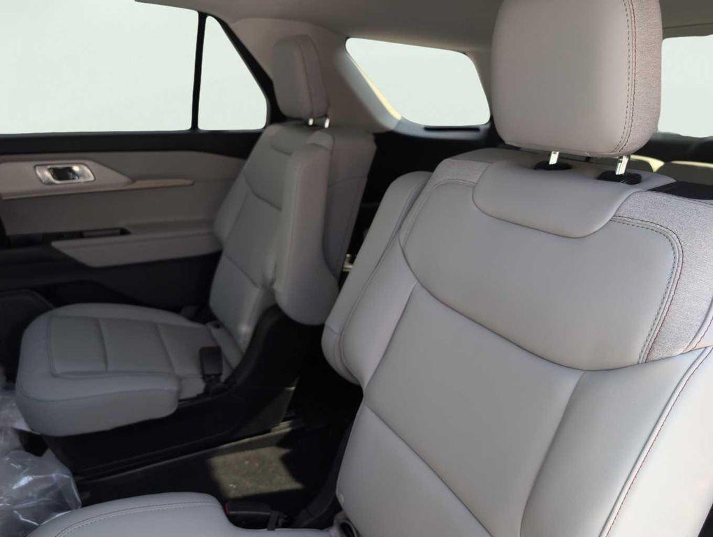 new 2025 Ford Explorer car, priced at $43,769
