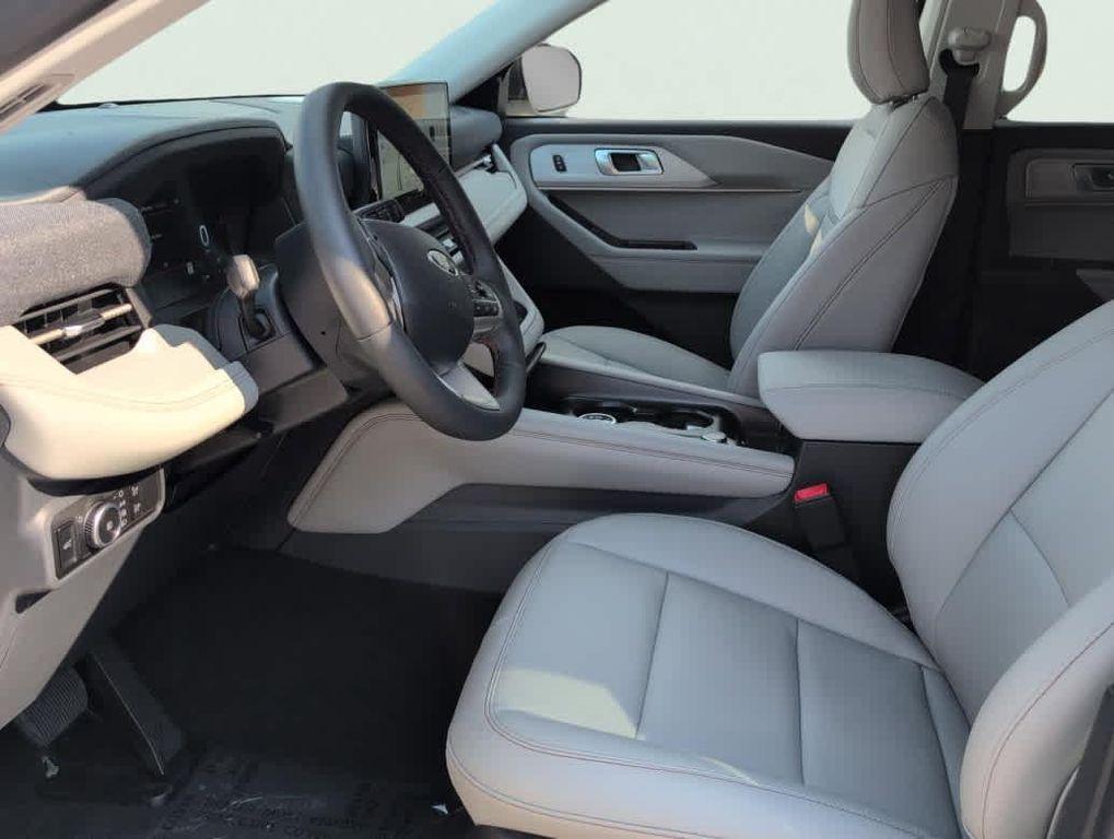new 2025 Ford Explorer car, priced at $43,769