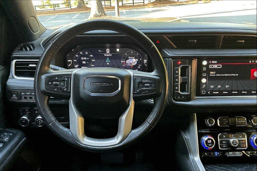 used 2022 GMC Yukon car, priced at $50,910