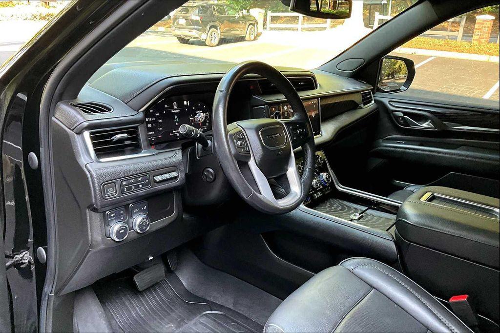 used 2022 GMC Yukon car, priced at $50,910