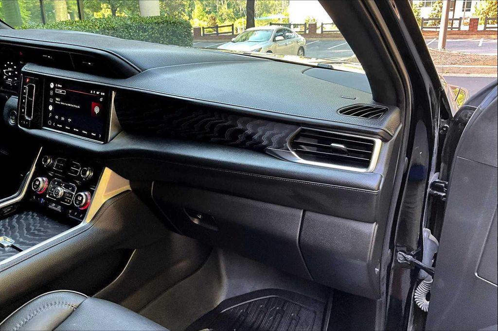 used 2022 GMC Yukon car, priced at $50,910