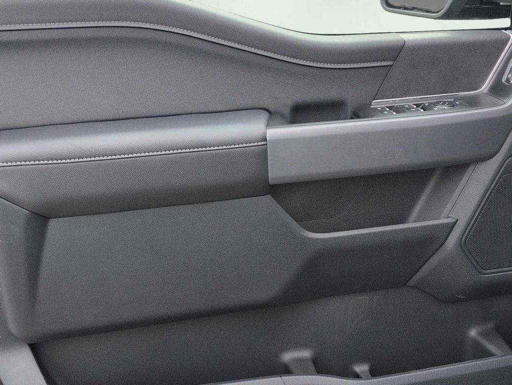 new 2025 Ford F-150 car, priced at $58,636