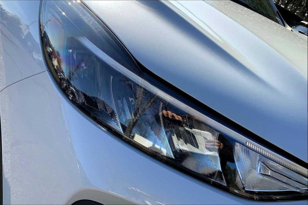 new 2025 Ford Escape car, priced at $33,900