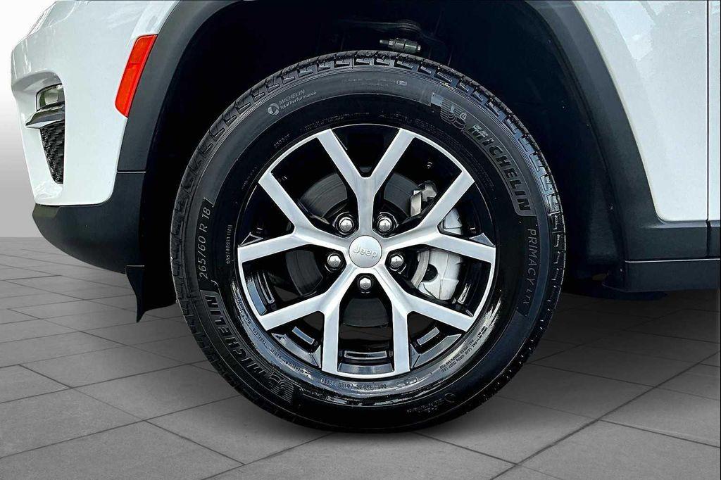 used 2024 Jeep Grand Cherokee car, priced at $36,700