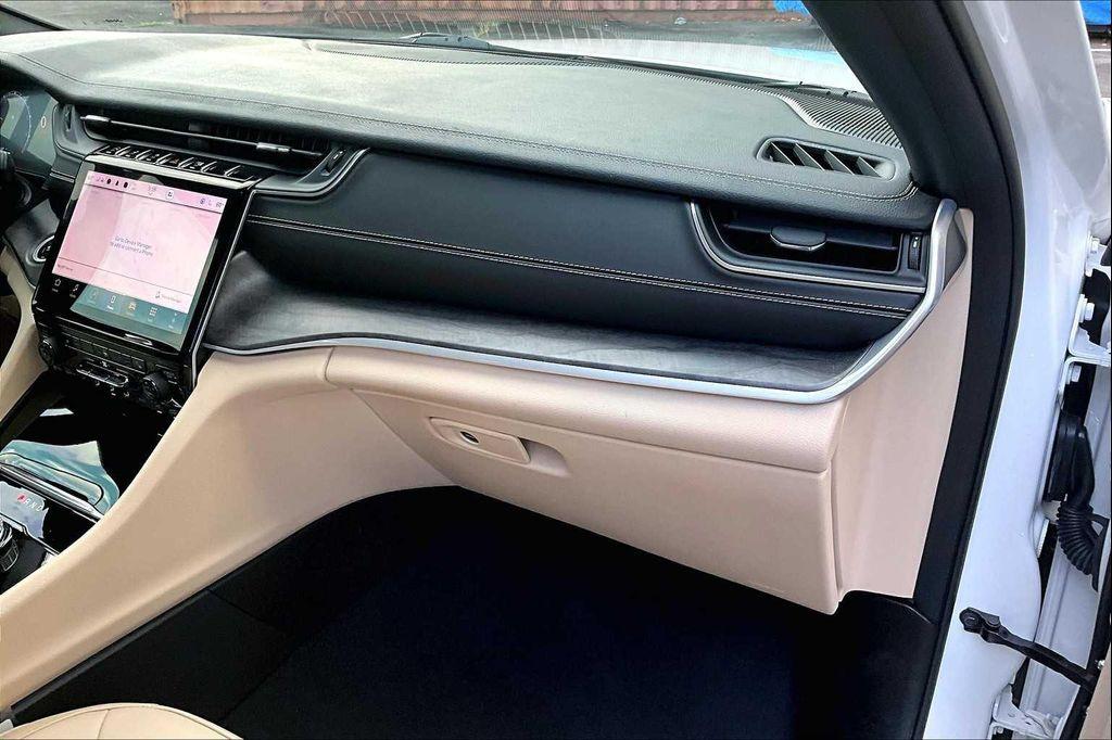 used 2024 Jeep Grand Cherokee car, priced at $36,700