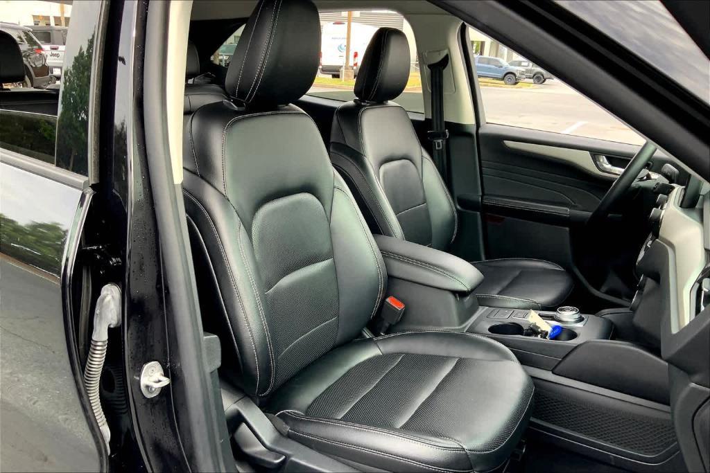 used 2022 Ford Escape car, priced at $21,500