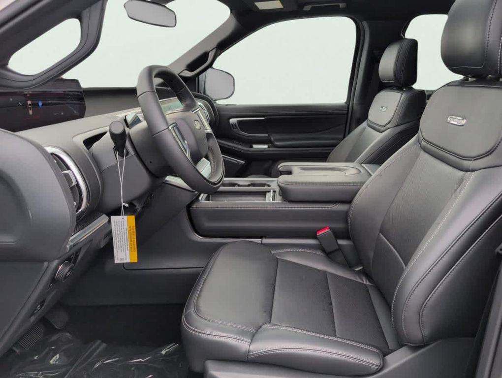 new 2025 Ford Expedition car, priced at $82,708