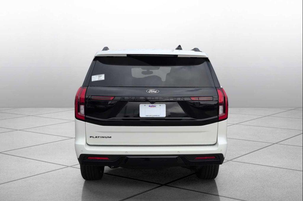 new 2025 Ford Expedition car, priced at $82,708