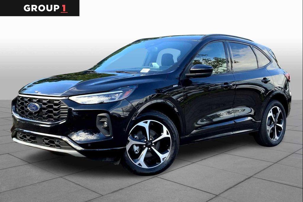 used 2024 Ford Escape car, priced at $32,900