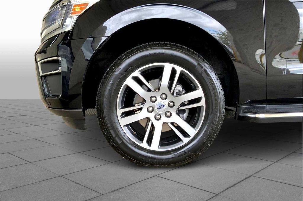used 2023 Ford Expedition Max car, priced at $45,340