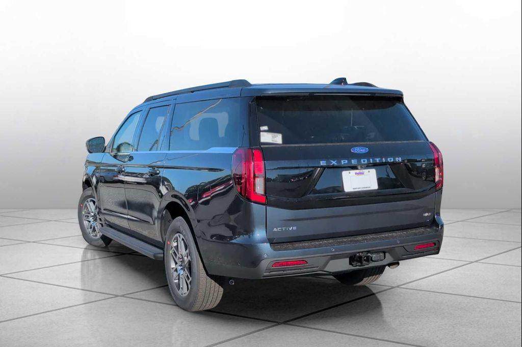 new 2025 Ford Expedition Max car, priced at $69,296