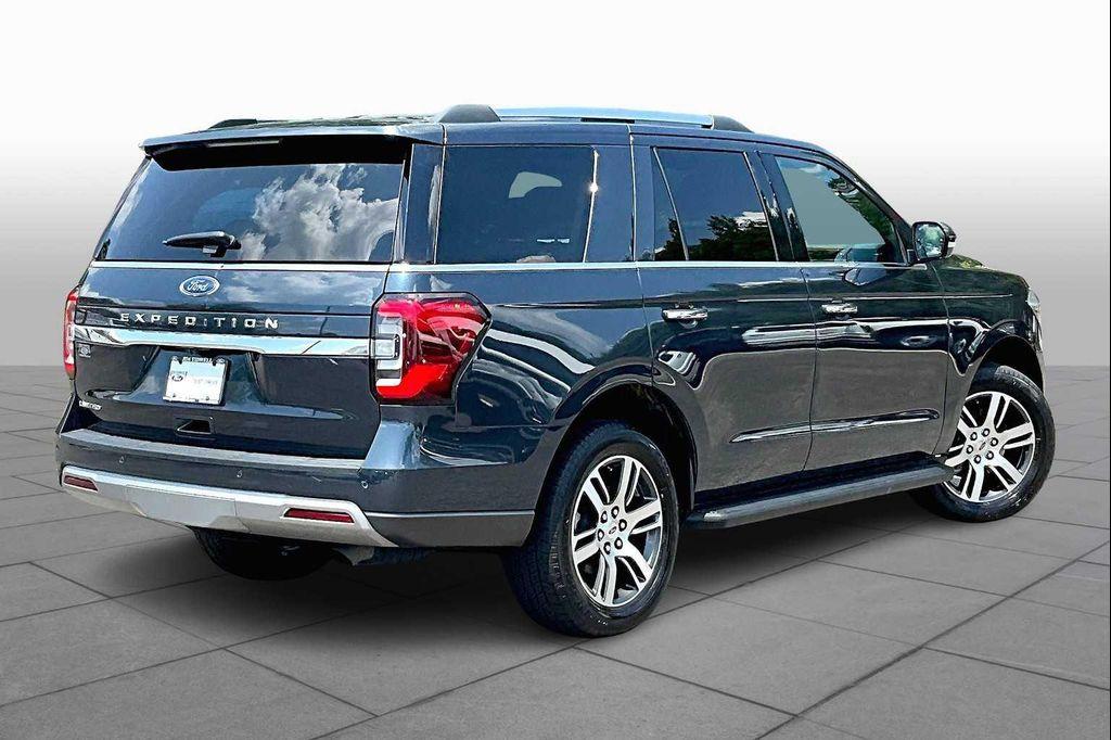 used 2024 Ford Expedition car, priced at $48,999