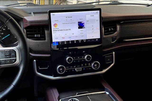 used 2024 Ford Expedition car, priced at $52,999