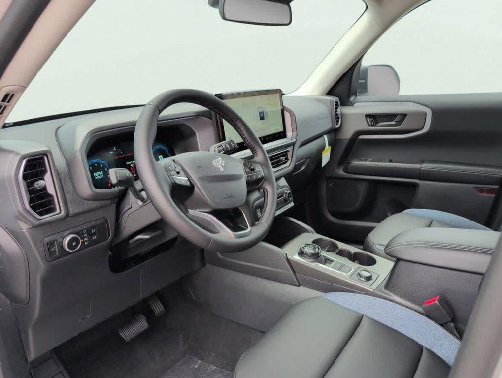 new 2025 Ford Bronco Sport car, priced at $39,271