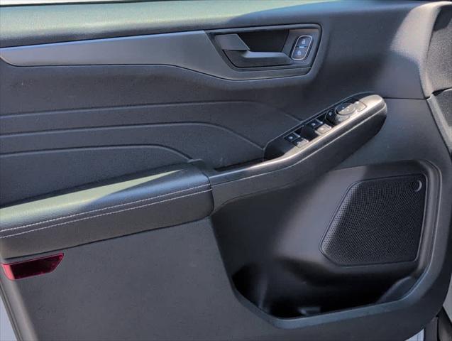 new 2025 Ford Escape car, priced at $28,068