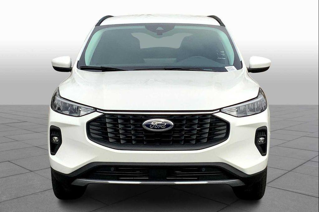 new 2025 Ford Escape PHEV car, priced at $33,662