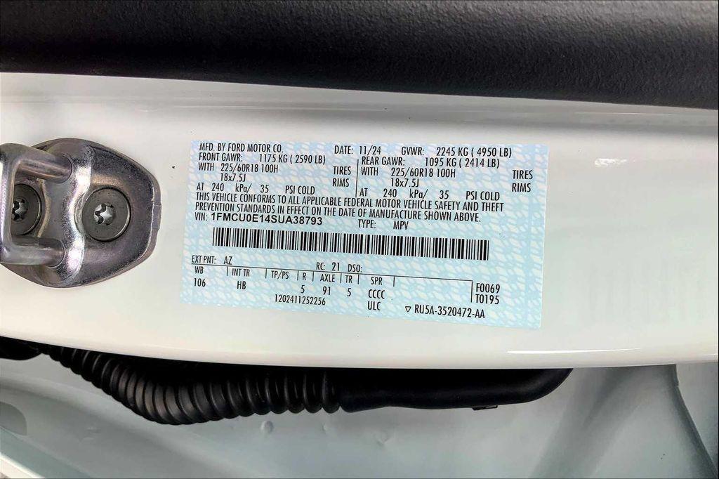 new 2025 Ford Escape PHEV car, priced at $33,662