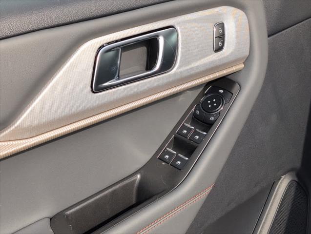 new 2025 Ford Explorer car, priced at $43,297
